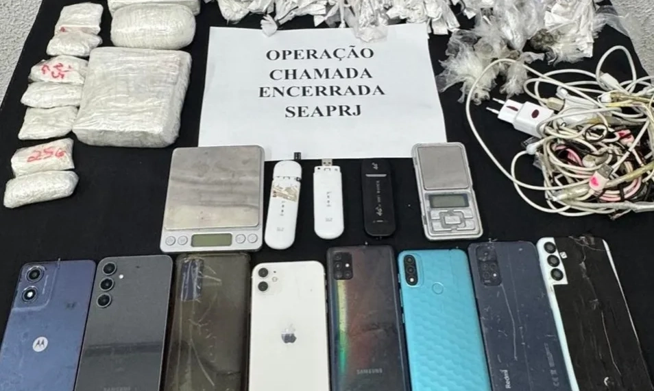 SEAP-RJ Apreende 157 Celulares e 27 Kg de Drogas em Presídios do Rio