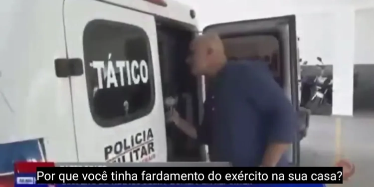 ( Video) Traficante peida na cara do repórter em entrevista ao vivo