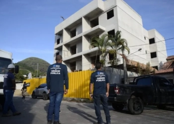 Prefeitura Demole Prédio Irregular de R$ 7 Milhões no Recreio dos Bandeirantes