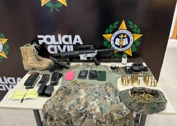 Urgente!!( fotos)  Milicianos são presos com armamento de guerra em Sepetiba