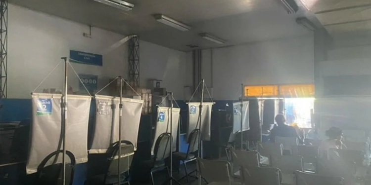 DESCASO NO DETRAN: UNIDADE DE SENADOR VASCONCELOS EM CONDIÇÕES PRECÁRIAS