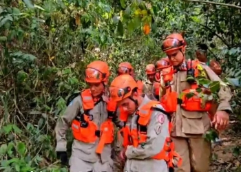 ( Videos) Jovem sofre gravíssimo acidente na Cachoeira do Mendanha em Campo Grande e mobiliza resgate