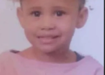 Menina de 2 Anos É Encontrada Morta na Cisterna de Casa no Rio