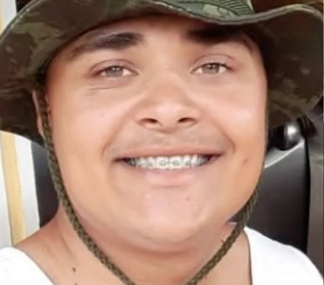 JOVEM SOFRE GRAVÍSSIMO ACIDENTE DE MOTO NA AVENIDA SANTA CRUZ E FAMILIARES PEDEM ORAÇÕES