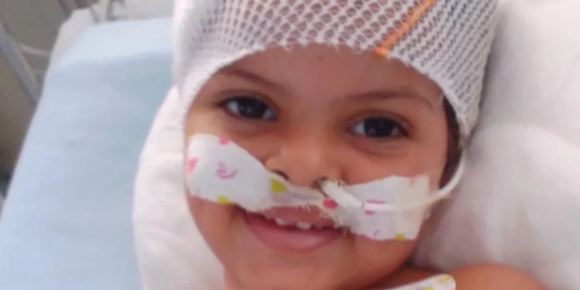 Milagre! Menina Baleada na Cabeça Sai do Coma e Já Consegue Sorrir