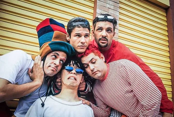 Eternos Mamonas: Há 29 anos, o Brasil chorava a trágica despedida da banda que fez o país sorrir