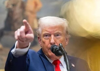 Trump Promete Prisões e Deportações em Massa Contra Manifestantes Antigoverno