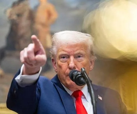 Trump Promete Prisões e Deportações em Massa Contra Manifestantes Antigoverno