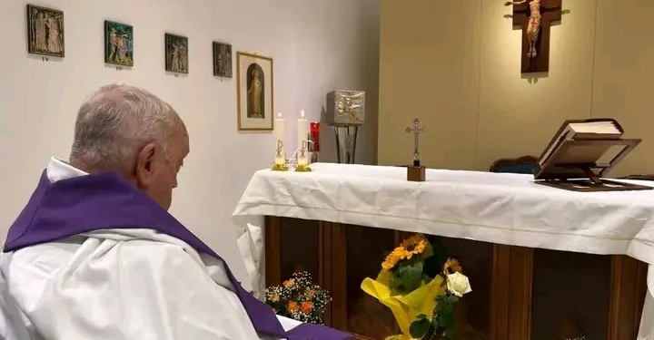 Papa Francisco Celebra Missa na Policlínica Gemelli e Reforça Mensagem de Fé