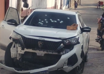GUERRA ENTRE FACÇÕES: TRAFICANTES DO C.V ATACAM COMUNIDADES RIVAIS NO RIO DURANTE A MADRUGADA