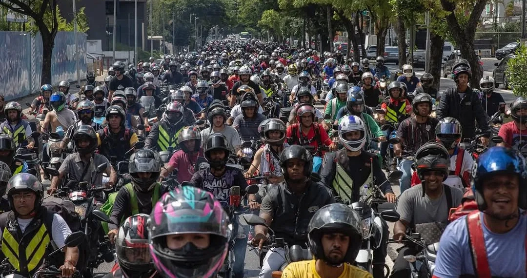 Greve Nacional de Entregadores Afeta Restaurantes e Deixa Consumidores Sem Delivery