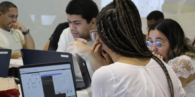 Naves do Conhecimento oferecem mais de 5.300 vagas em cursos gratuitos de tecnologia e empreendedorismo