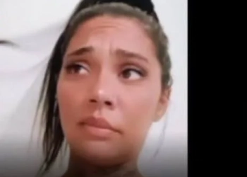 MACABRO!( VIDEO) FAMÍLIA ENCONTRA CORPO DE JOVEM DESAPARECIDA FLUTUANDO EM LAGOA DURANTE PASSEIO