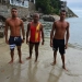( Video) Pescadores e Bombeiros Resgatam Dois Homens em Perigo em Barra de Guaratiba