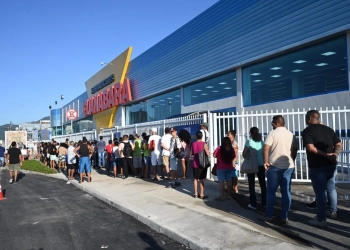 Guanabara recebe 15 mil clientes em inauguração de megaloja no Recreio dos Bandeirantes