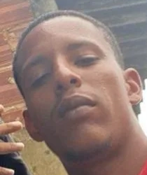 URGENTE!! TRAFICANTES DO COMANDO VERMELHO EXECUTAM MILICIANO AGORA NOITE EM SANTA CRUZ