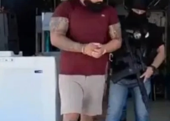 ( Video) Braço direito de chefe da milícia é preso em megaoperação da polícia no Rio