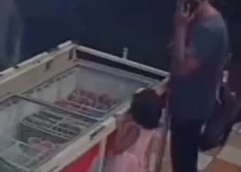 IMAGENS APAVORANTES! ( VÍDEO) MENINA MORRE ELETROCUTADA ENQUANTO BRINCAVA!