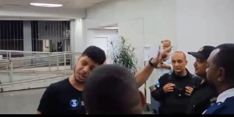 ( video) Médico de hospital no Rio perde a linha e xinga paciente