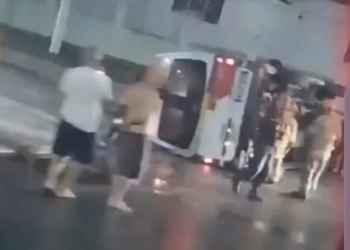 ( Video) Van capota em Campo Grande e Mobiliza Bombeiros na Zona Oeste