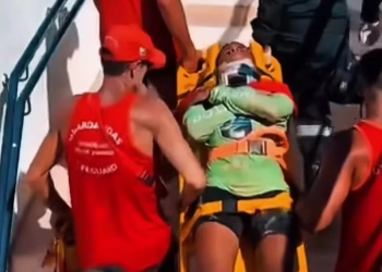 Instrutor de Surf Sofre Acidente Grave em Praia do Rio e é Socorrido Urgentemente