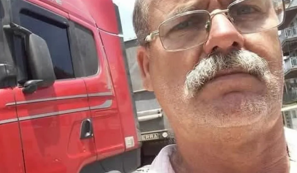 MOTORISTA DE CAMINHÃO ROUBADO É ENCONTRADO SEM VIDA NO RIO