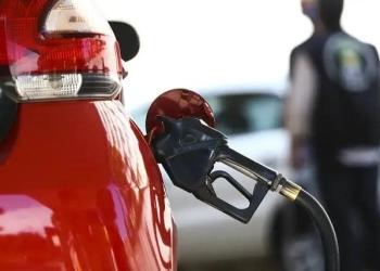 Diesel mais barato: Petrobras anuncia redução de preço nas refinarias