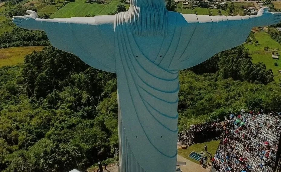 Rio Grande do Sul Inaugura o Maior Cristo do Brasil, Superando o Redentor do Rio