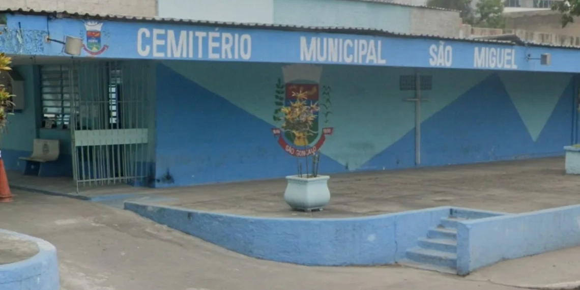 Corpo de Idoso Desaparece de Túmulo em São Gonçalo e Polícia Investiga o Caso