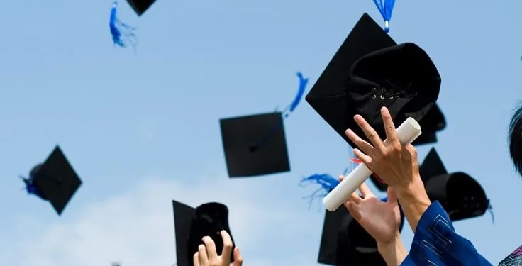 Geração Z Desacredita na Faculdade: 51% Consideram Diploma Um Mau Investimento, Aponta Pesquisa