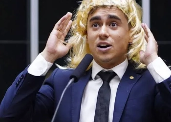 Justiça Condena Nikolas Ferreira a Multa de R$ 200 Mil por Discurso de Ódio Contra Mulheres Trans