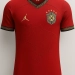 Camisa vermelha? Nunca nem vi”, diz CBF após levar bronca da torcida