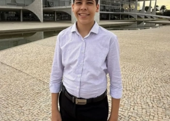 Justiça Dá Ultimato aos Pais do ‘Profeta’ de 15 Anos: Guarda do Filho Está em Jogo
