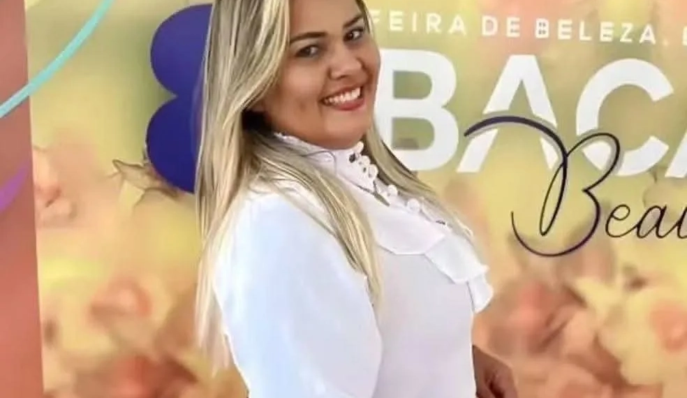 Mulher é presa após criança morrer ao comer ovo de Páscoa envenenado