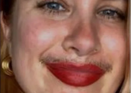 Título: Bigode, Buço e Liberdade: Mulheres Rompem Padrões e Exibem Seus Pelos Faciais com Orgulho