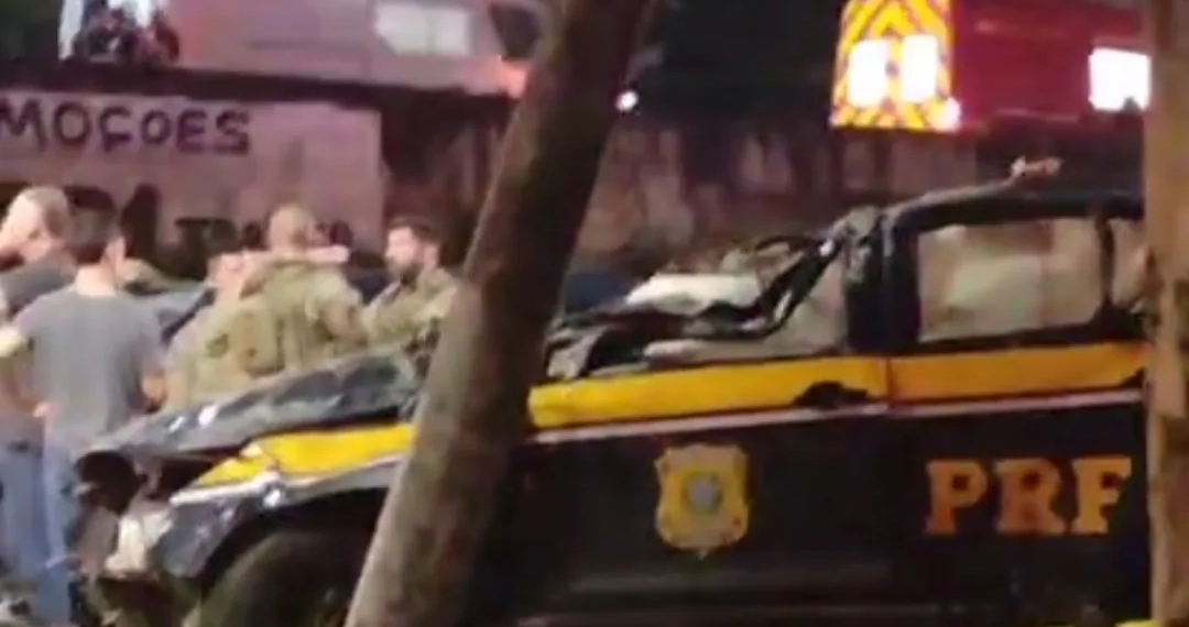 Três agentes da PRF morreram num acidente na avenida Brasil