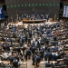ABSURDO!! Câmara AUMENTA número de deputados federais de 513 para 531 em meio a crise