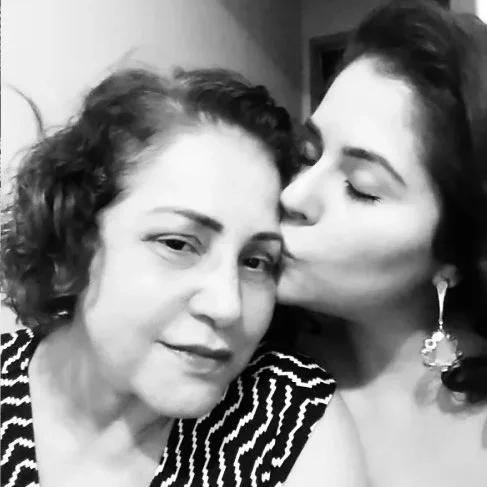 Mulher é Encontrada Morta com Mãe e Filha e Deixa Carta Reveladora