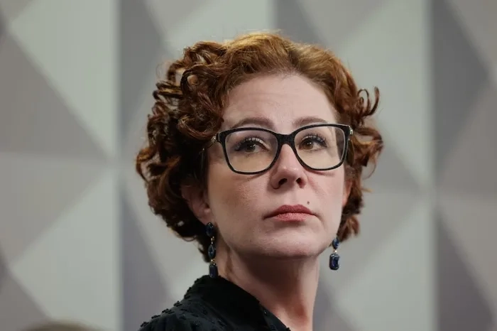 Não Sobreviveria à Cadeia”, Diz  deputada bolsonarista Após Ser Condenada a 10 Anos Pelo STF