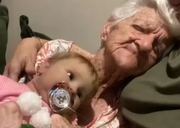 Boneca que Cura: Filha Usa Bebê Reborn como Terapia para Mãe com Alzheimer”