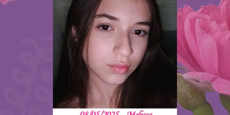 Adolescente de 14 Anos Mata Colega com Tesourada em Escola Particular de Uberaba