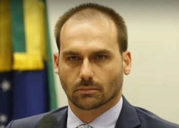 Eduardo Bolsonaro cogita disputar Presidência em 2026