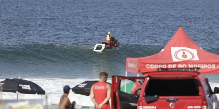 Corpo encontrado próximo às Ilhas Cagarras pode ser de turista desaparecido após show no Rio