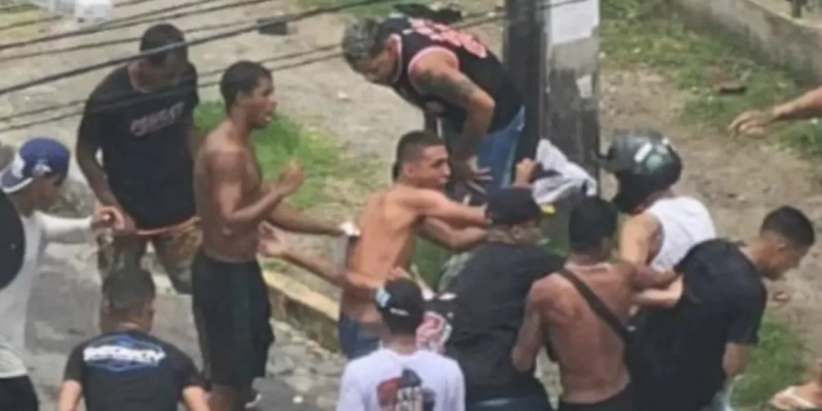 Torcedor que foi estuprado em briga de torcidas, recebe alta depois de três meses internado