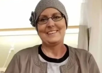 Após vencer o câncer 4 vezes, mulher morre dentro de casa ao ser atingida por bala perdida