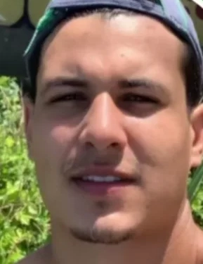 JOVEM É MORTO A TIROS AO SAIR DE PARTIDA DE FUTEBOL NO RIO