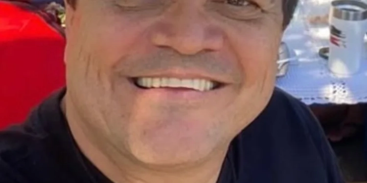 URGENTE!! EX VEREADOR É EXECUTADO NA PORTA DE CASA NO RIO