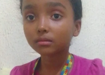 URGENTE E COMOVENTE! Mãe e netinha autista dormem no chão  em Campo Grande — veja o vídeo e saiba como ajudar!