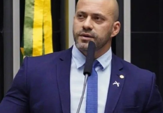 STF Barra Pedido de Daniel Silveira para Trabalhar e Estudar Fora da Prisão
