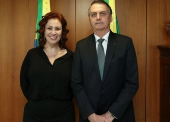 Não tenho nada a ver com Carla Zambelli”, diz Bolsonaro em fala que repercute no meio político
